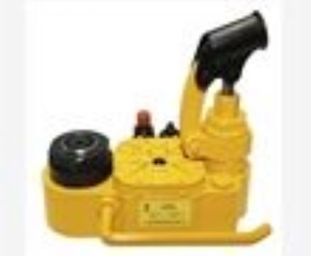 點擊查看詳細信息<br>標題：YQ-88B型高鐵液壓起道器 閱讀次數：2175