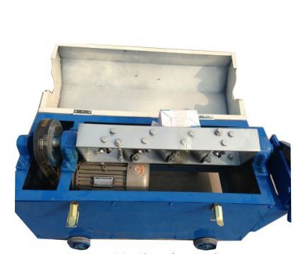 點擊查看詳細(xì)信息<br>標(biāo)題：3-12型鋼筋調(diào)直切斷機 閱讀次數(shù)：1808