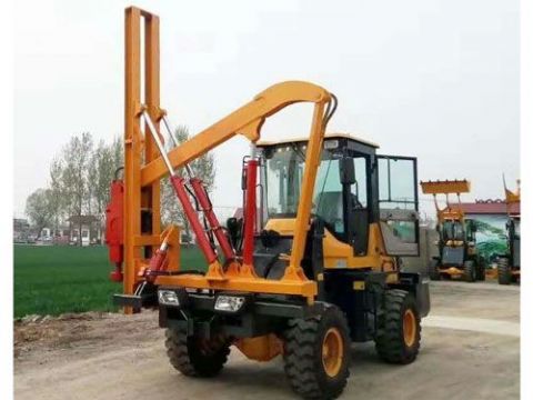 點擊查看詳細信息<br>標題：打樁機 閱讀次數(shù)：3121