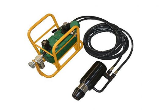 點(diǎn)擊查看詳細(xì)信息<br>標(biāo)題：MQ22-360/63礦用錨索張拉機(jī)具 閱讀次數(shù)：1476